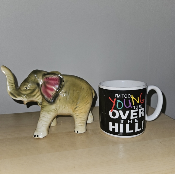 Free bundle item- Bone china elephant & mug - Picture 10 of 10